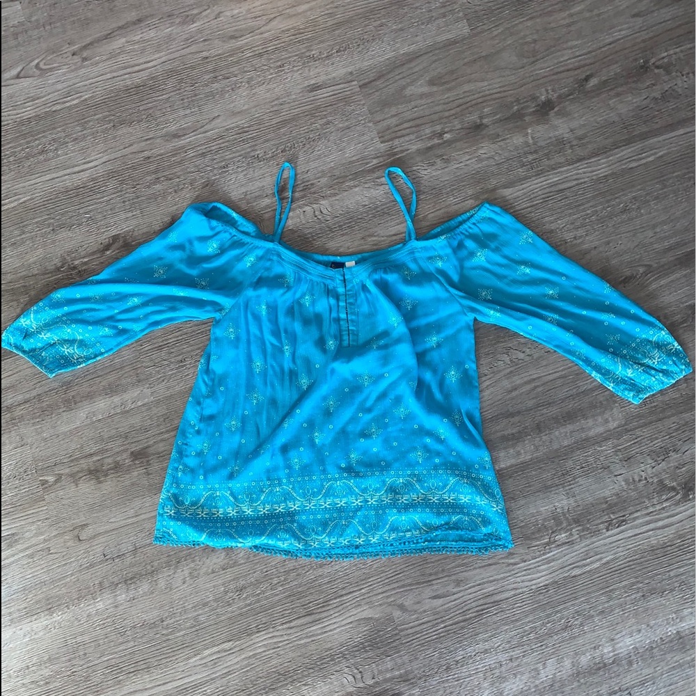Beautiful Open shoulder top